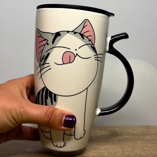 Mug with cat drawing