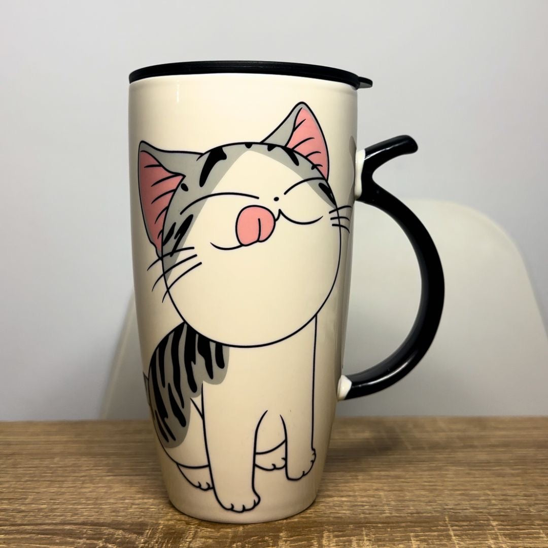 Mug with cat drawing